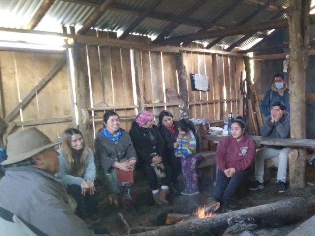 Panguipulli:                                                                                                                                                                                    Entrevista Beatriz Chocori por informe MBBNN que impide inscripción de 100 hectáreas a Comunidades mapuche de Coñaripe